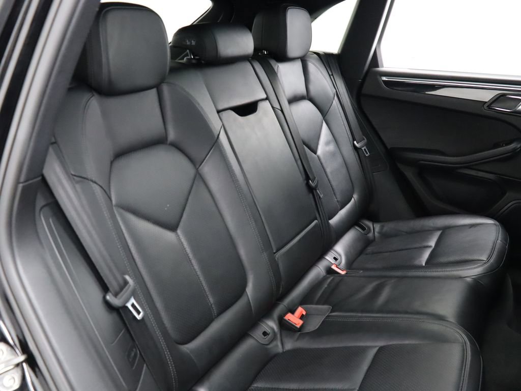 Used 2017 Porsche Macan image 29