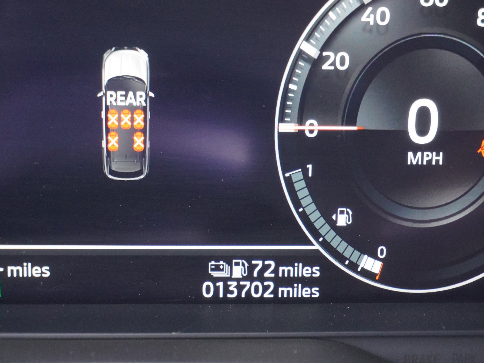 Used 2023 Mitsubishi Outlander SE image 25