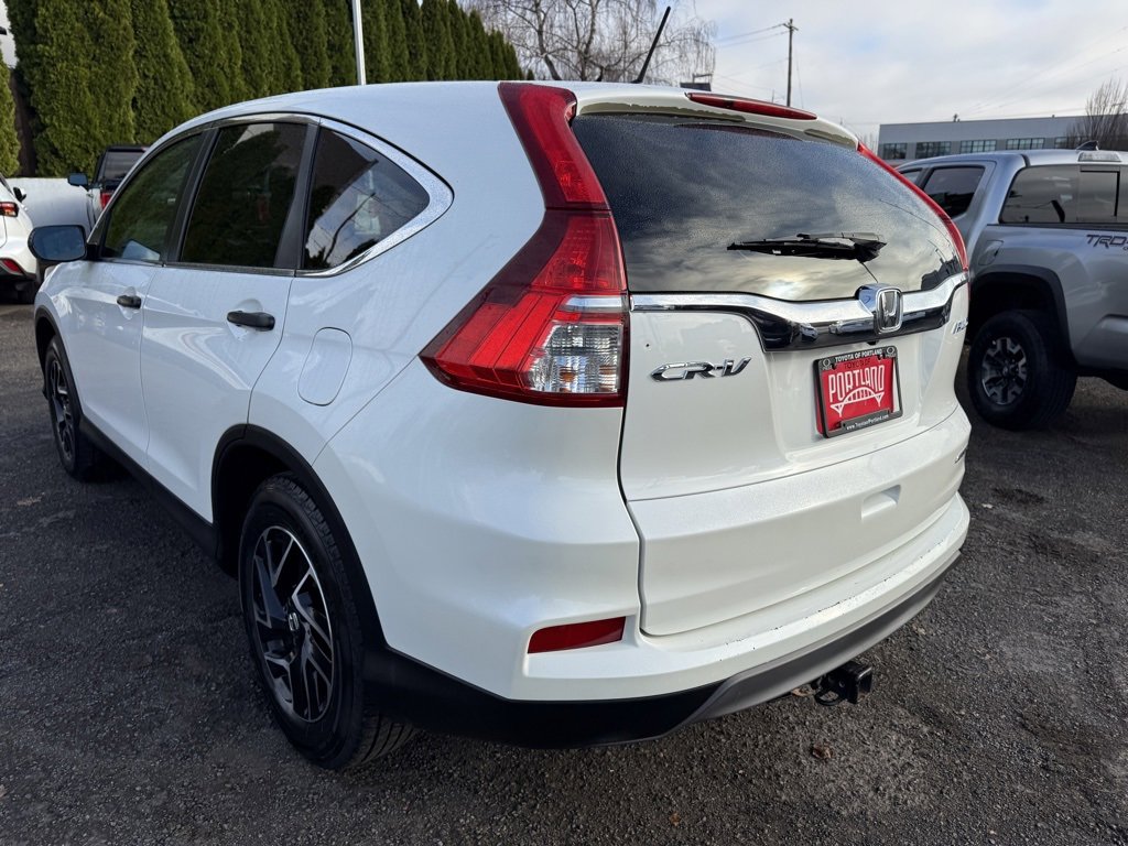 Used 2016 Honda CR-V SE image 6