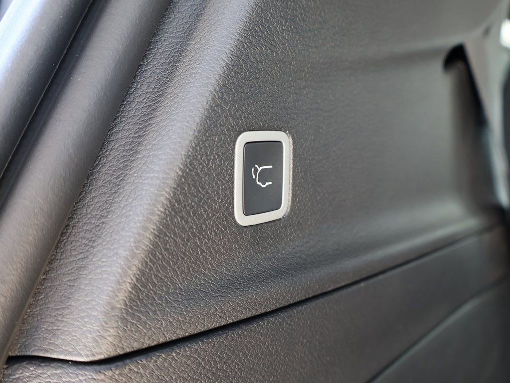 New 2026 Chrysler Pacifica Select image 16