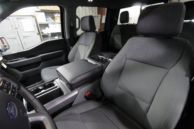 New 2025 Ford F150 XLT w/ Equipment Group 302A MID image 15