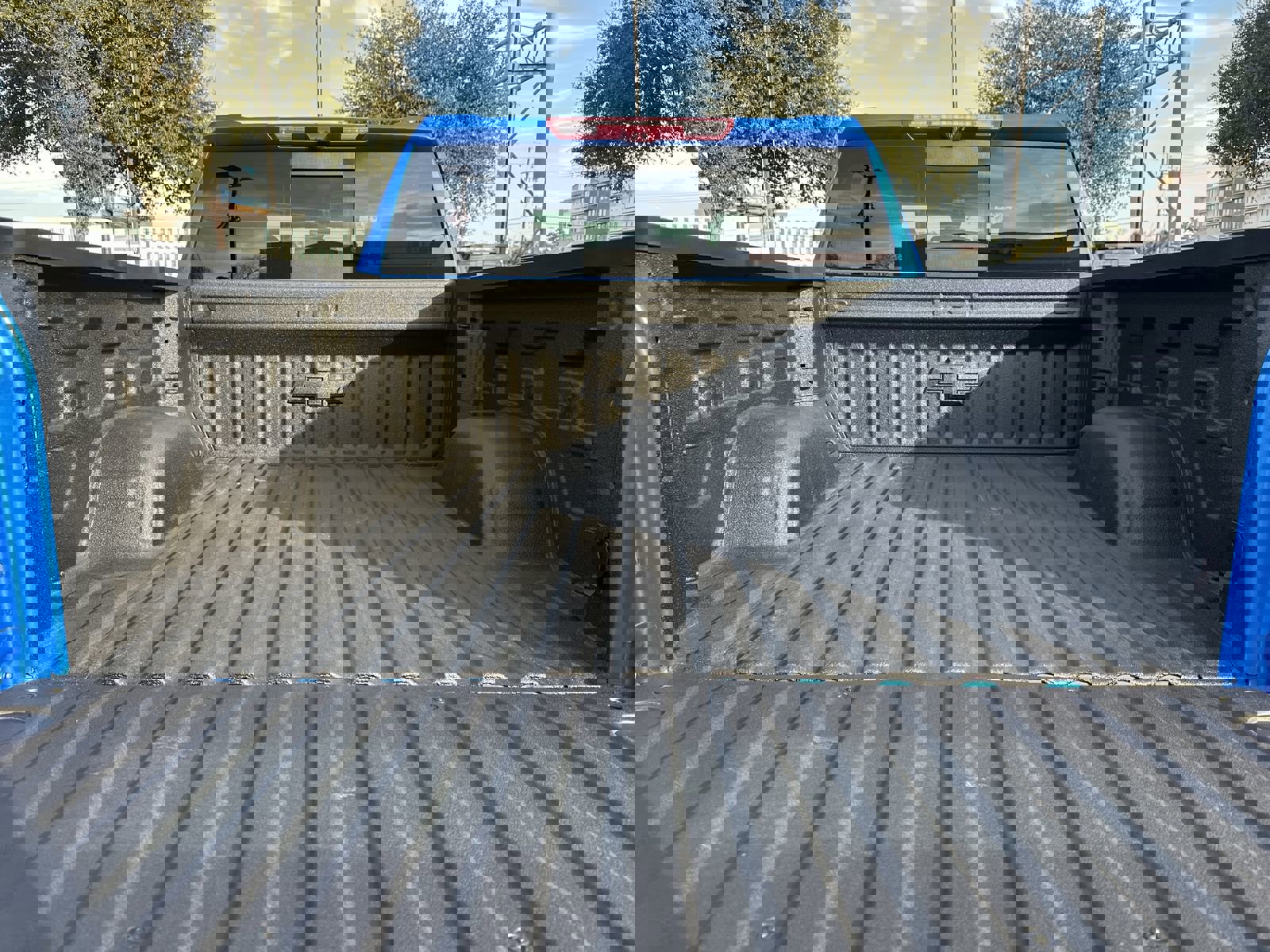 Certified 2025 Chevrolet Silverado 1500 ZR2 w/ Technology Package image 32