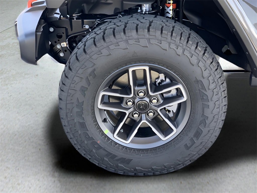 New 2025 Jeep Gladiator Mojave w/ Convenience Group image 12