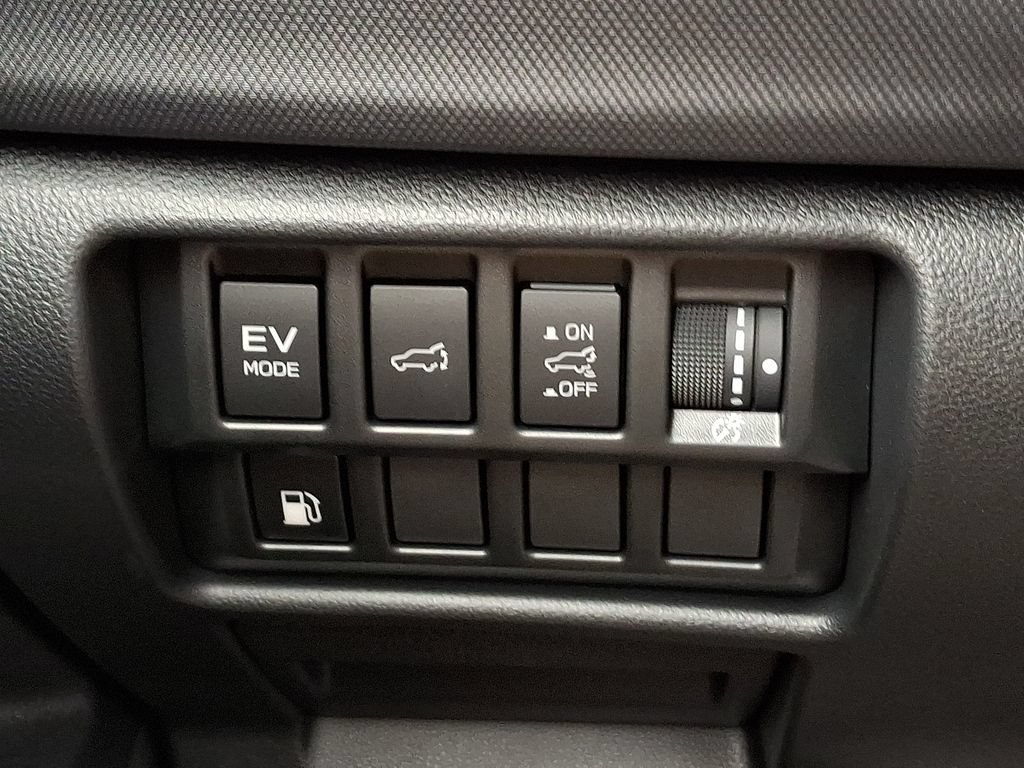 Certified 2025 Subaru Forester Limited AWD/4WD image 24