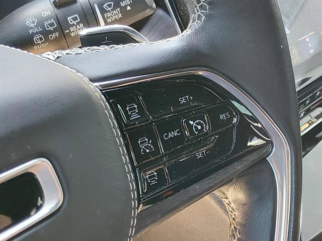 Certified 2022 Jeep Grand Cherokee L Overland AWD/4WD image 16