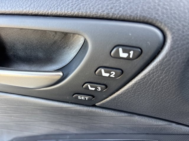 Used 2022 Lexus IS 350 F Sport image 19