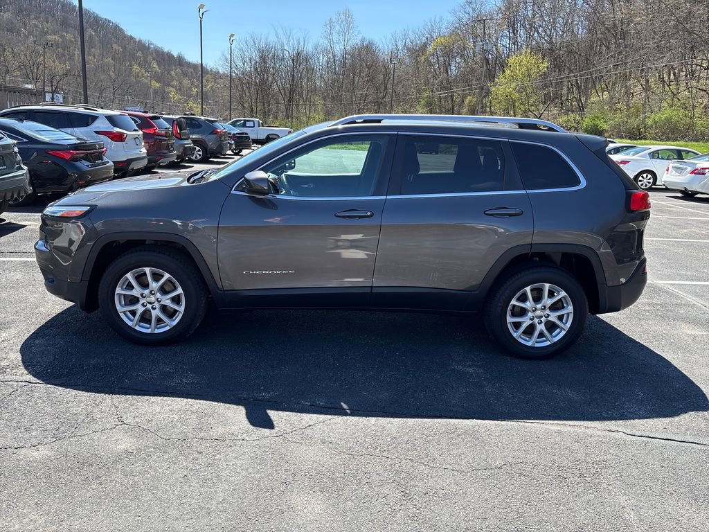 Used 2015 Jeep Cherokee Latitude w/ Cold Weather Group image 2