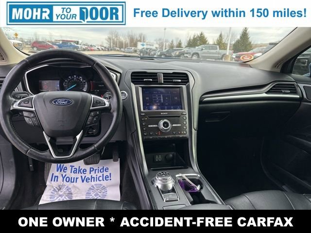 Used 2020 Ford Fusion Titanium image 35