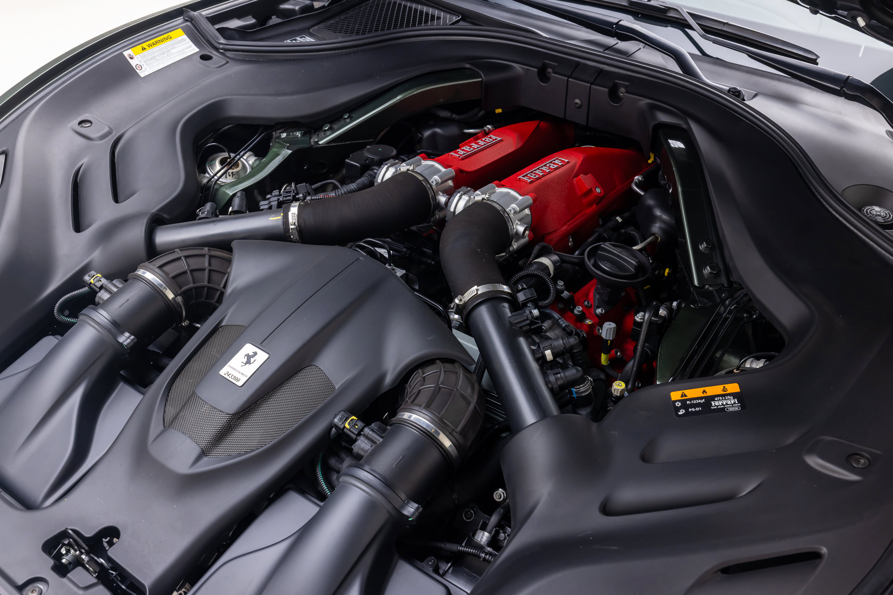 Certified 2019 Ferrari Portofino RWD image 46