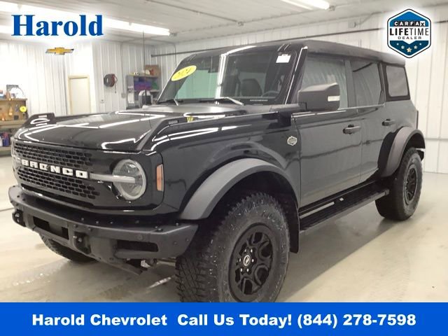 Used 2024 Ford Bronco Wildtrak image 3