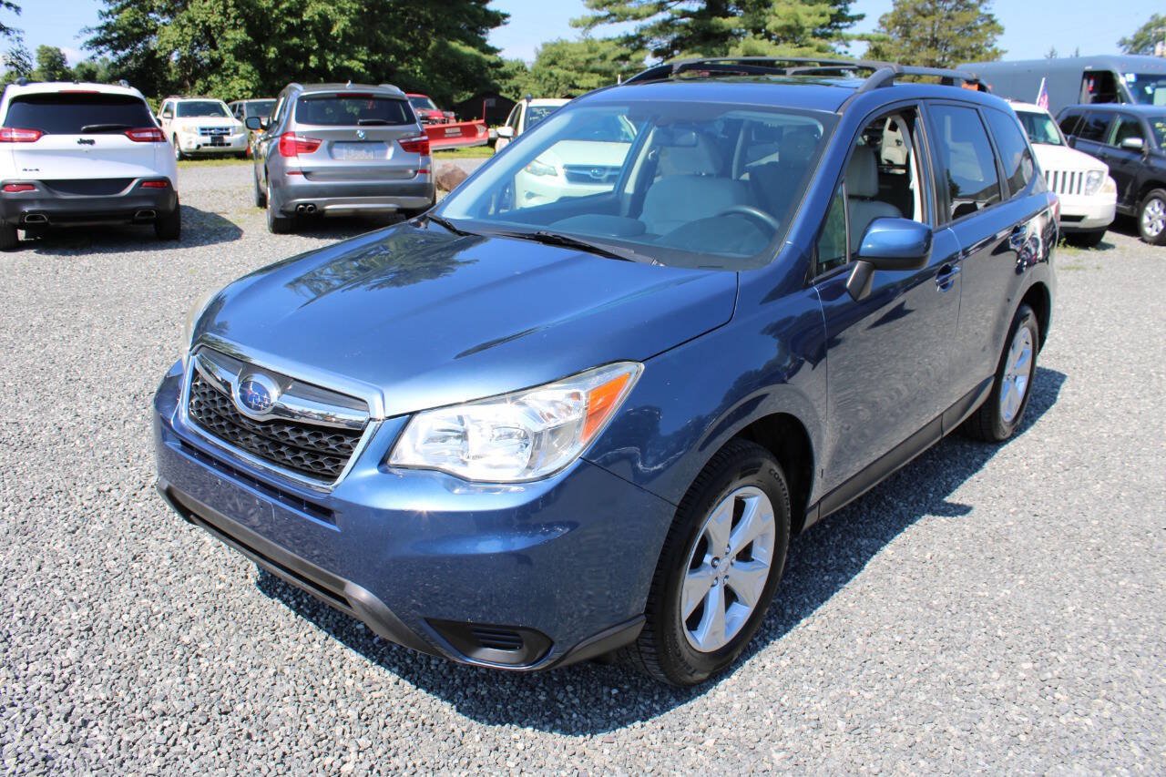 Used 2014 Subaru Forester 2.5i Premium AWD/4WD image 2