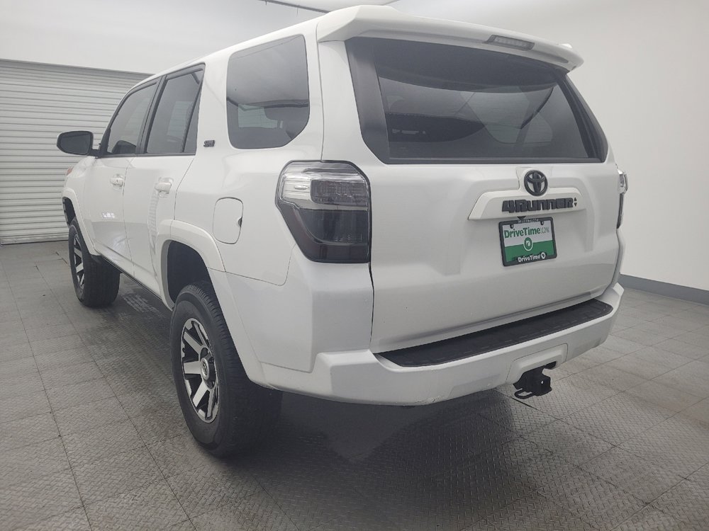 Used 2021 Toyota 4Runner SR5 image 5
