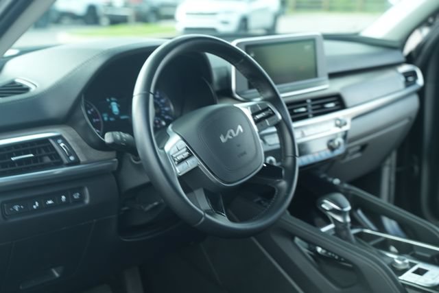 Used 2022 Kia Telluride EX w/ EX Premium Package FWD image 30