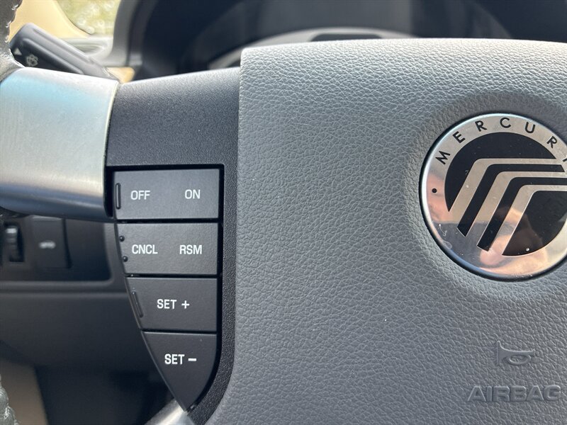 Used 2008 Mercury Sable Premier FWD image 17