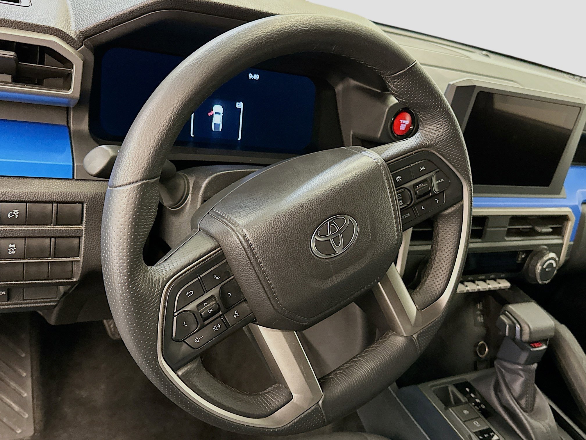 Used 2025 Toyota Tacoma TRD Off-Road image 18