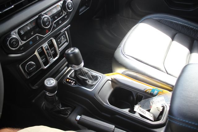 Used 2024 Jeep Wrangler High Altitude AWD/4WD image 12