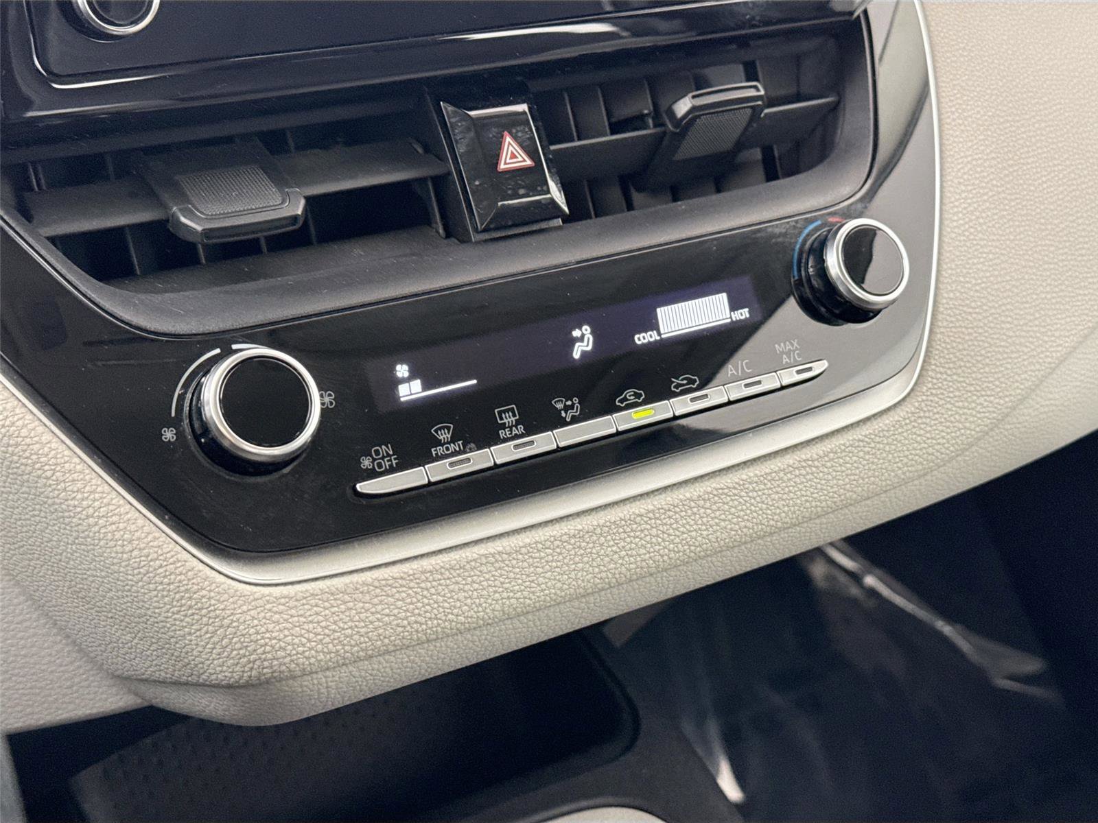 Certified 2020 Toyota Corolla L image 31