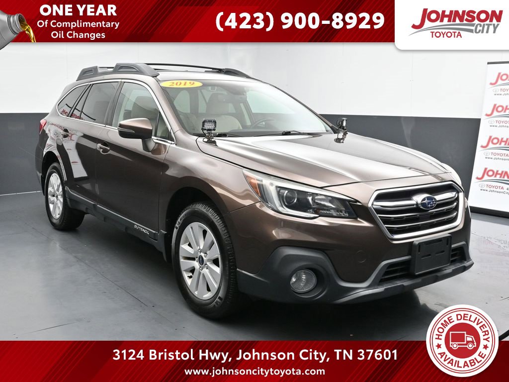 Used 2019 Subaru Outback 2.5i Premium image 1