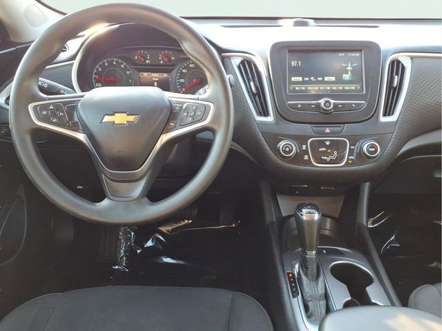 Used 2018 Chevrolet Malibu LS image 19