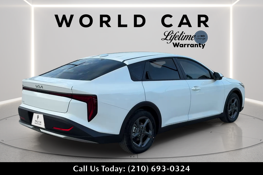 New 2026 Kia K4 FWD image 3