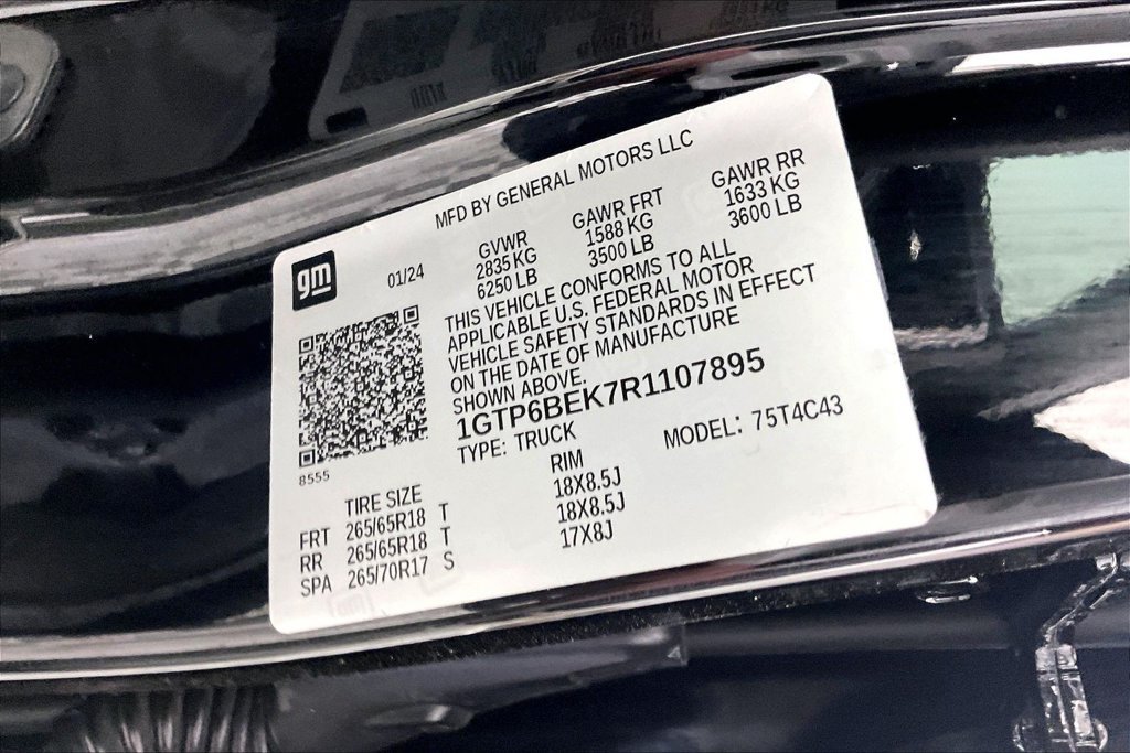 Used 2024 GMC Canyon Elevation w/ Elevation Premium Package AWD/4WD image 17
