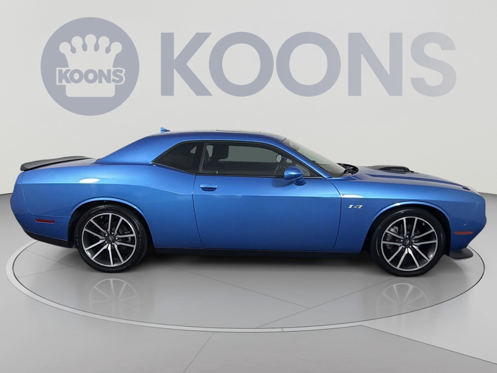 Used 2023 Dodge Challenger R/T w/ Plus Package RWD image 8