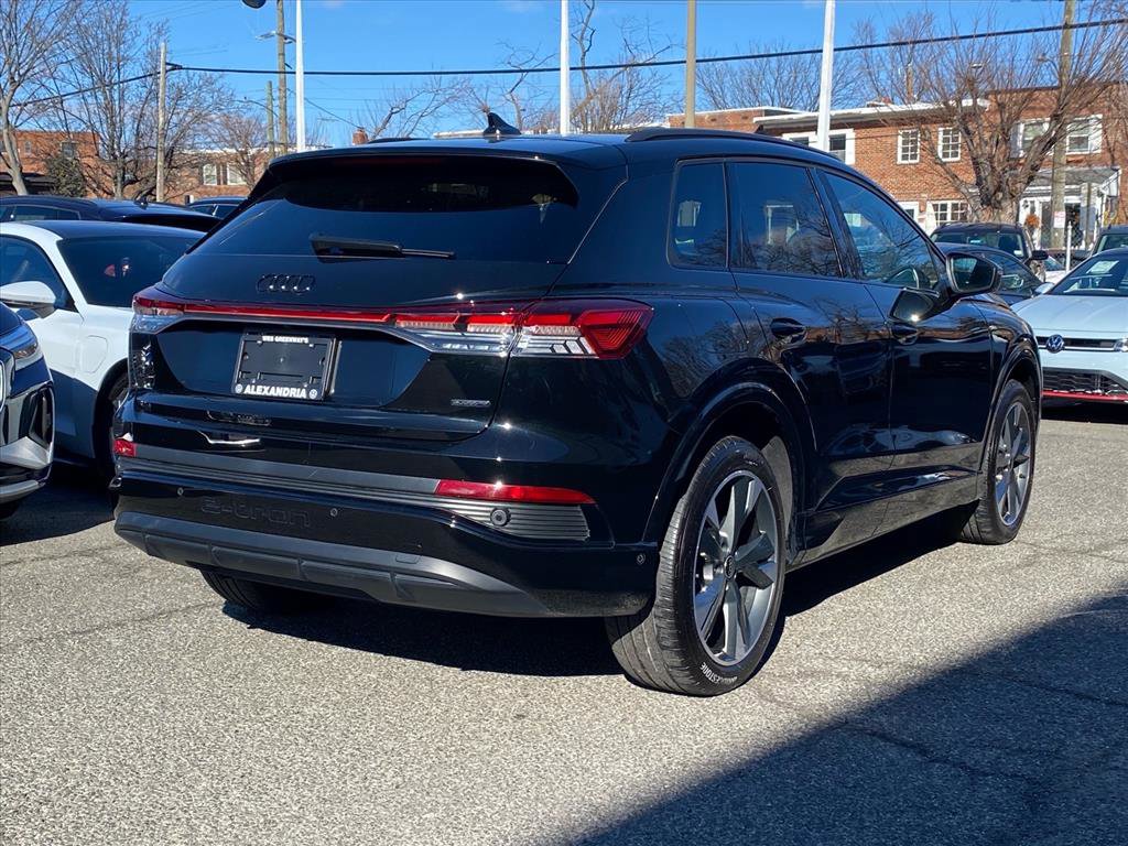 Used 2023 Audi Q4 e-tron Premium Plus w/ Premium Plus image 3