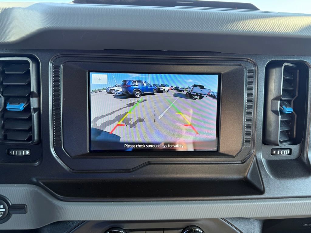 Used 2022 Ford Bronco Black Diamond image 27