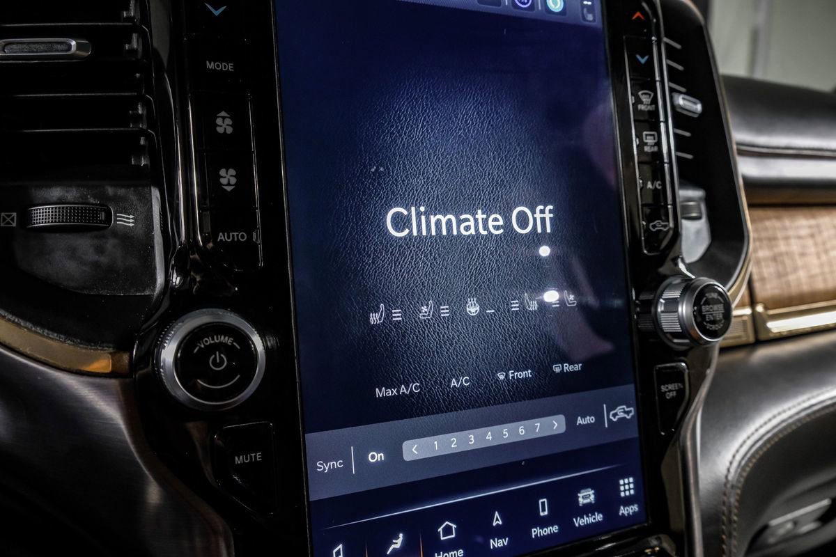 Used 2022 RAM 3500 Limited image 28