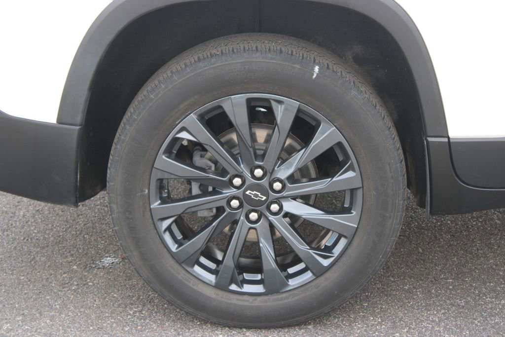 Used 2022 Chevrolet Traverse RS FWD image 13