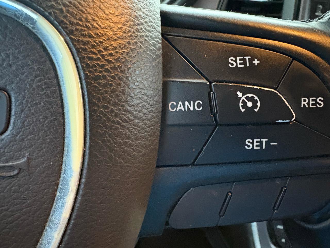 Used 2016 Dodge Challenger SXT image 16