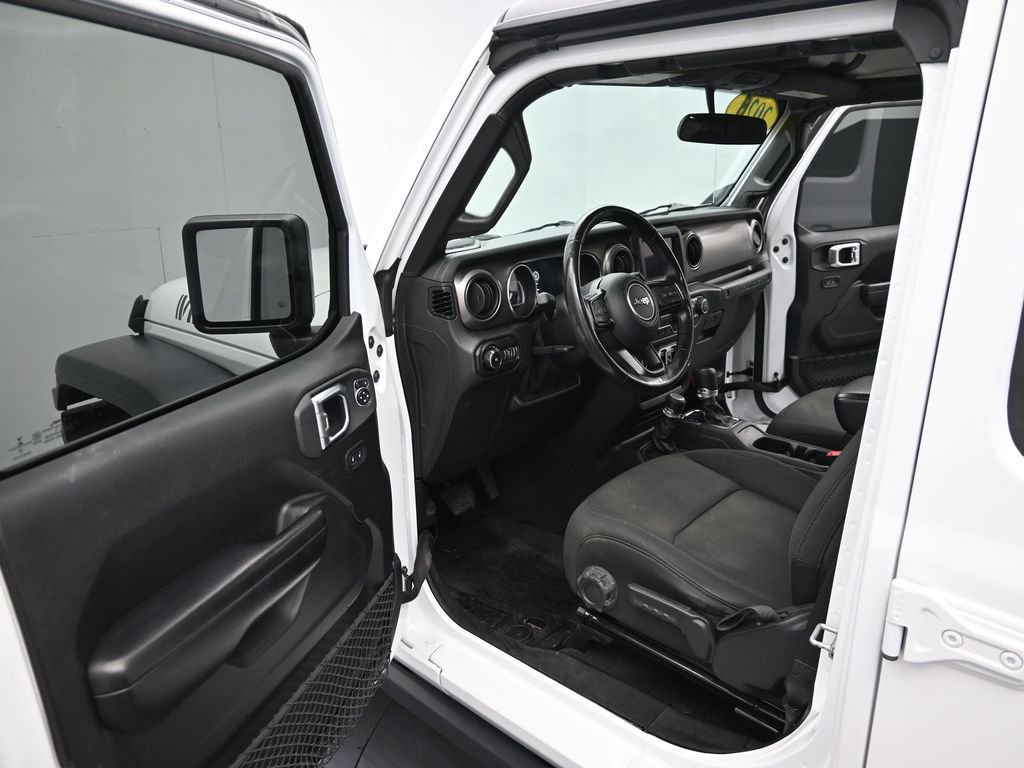 Used 2020 Jeep Wrangler Unlimited Sport image 12
