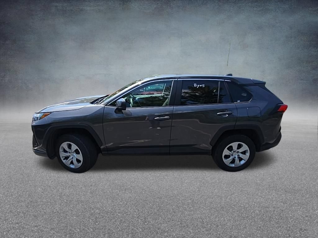 Used 2025 Toyota RAV4 LE AWD/4WD image 4