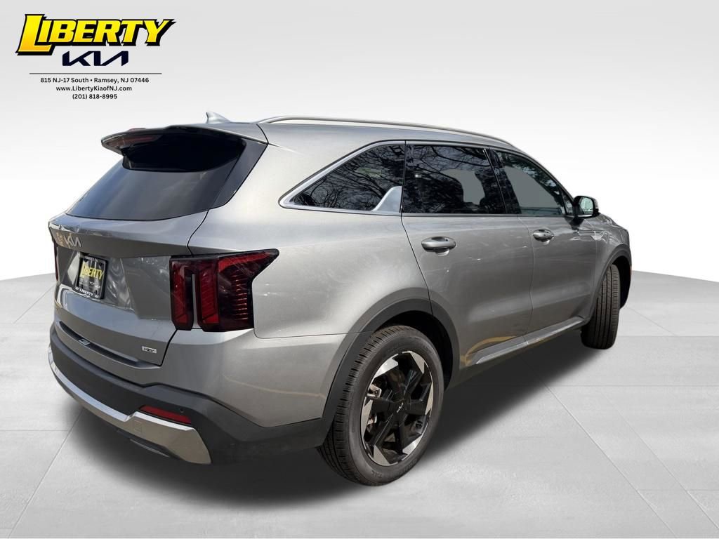 Used 2025 Kia Sorento EX image 7
