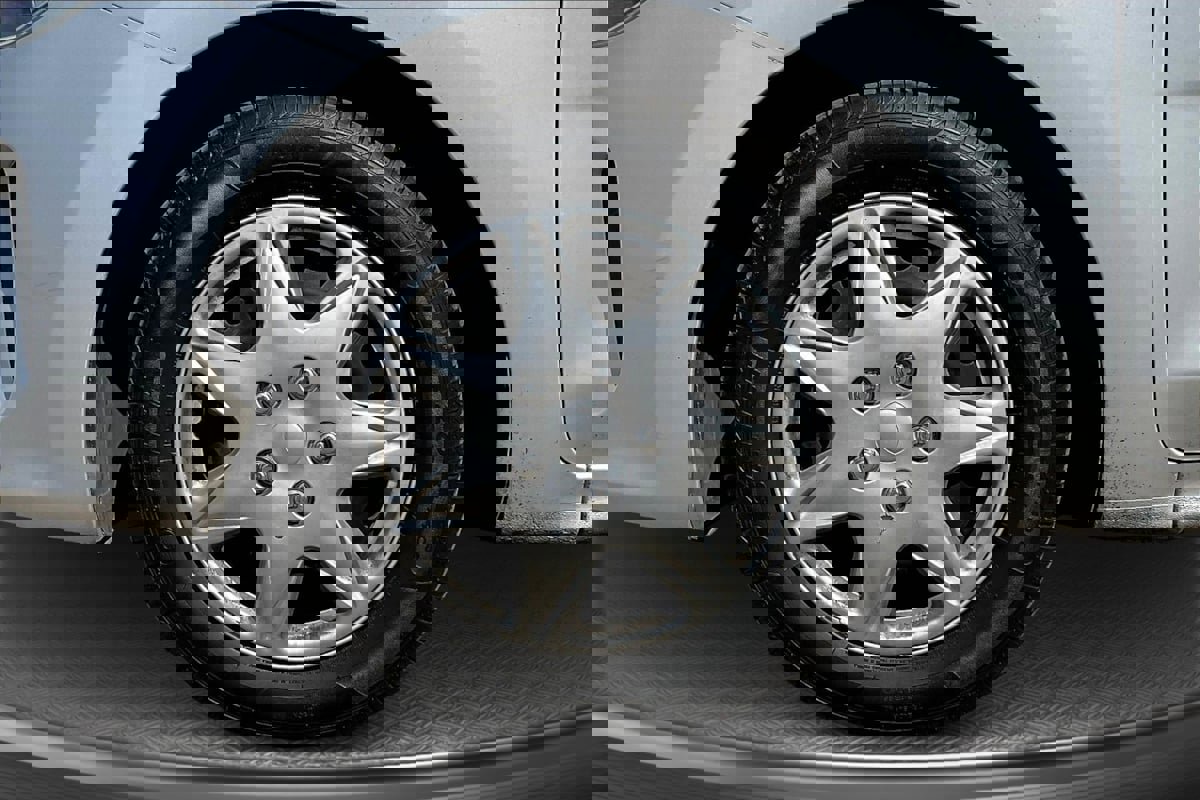 Used 2019 Kia Rio S image 9