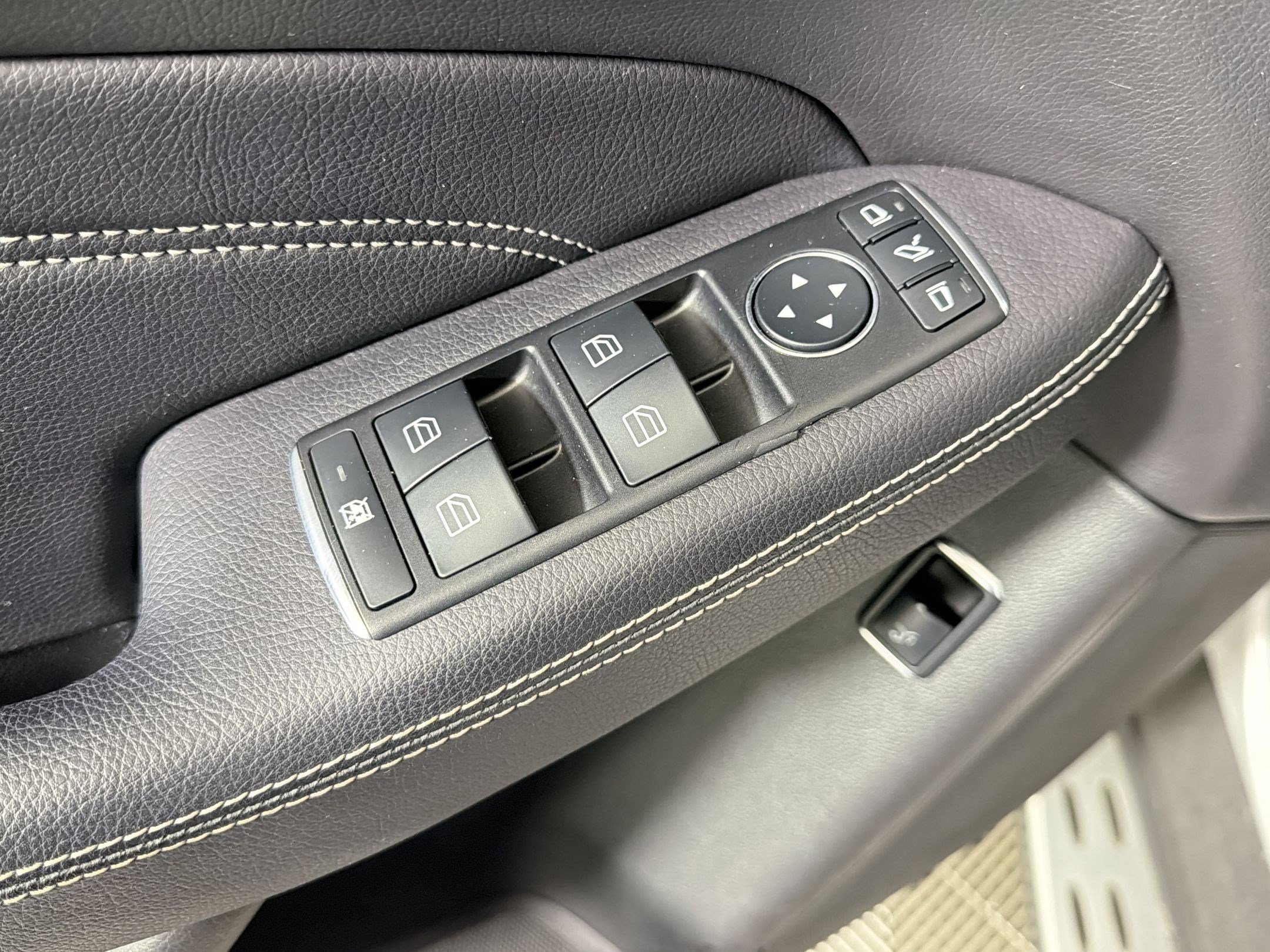 Used 2014 Mercedes-Benz ML 350 2WD image 20