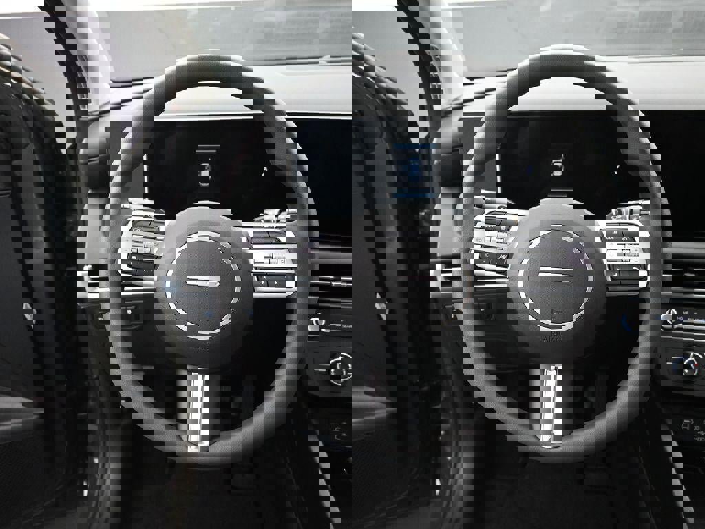 New 2026 Hyundai Tucson SE image 21