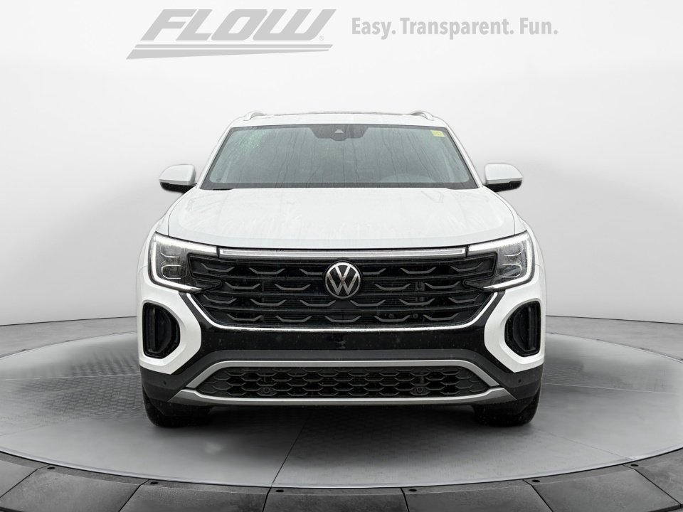New 2026 Volkswagen Atlas Cross Sport SE image 2