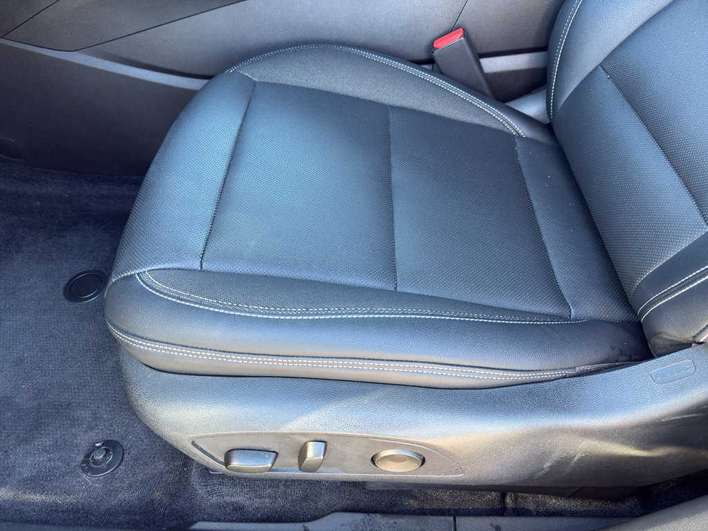 Used 2024 Chevrolet Blazer EV LT image 13