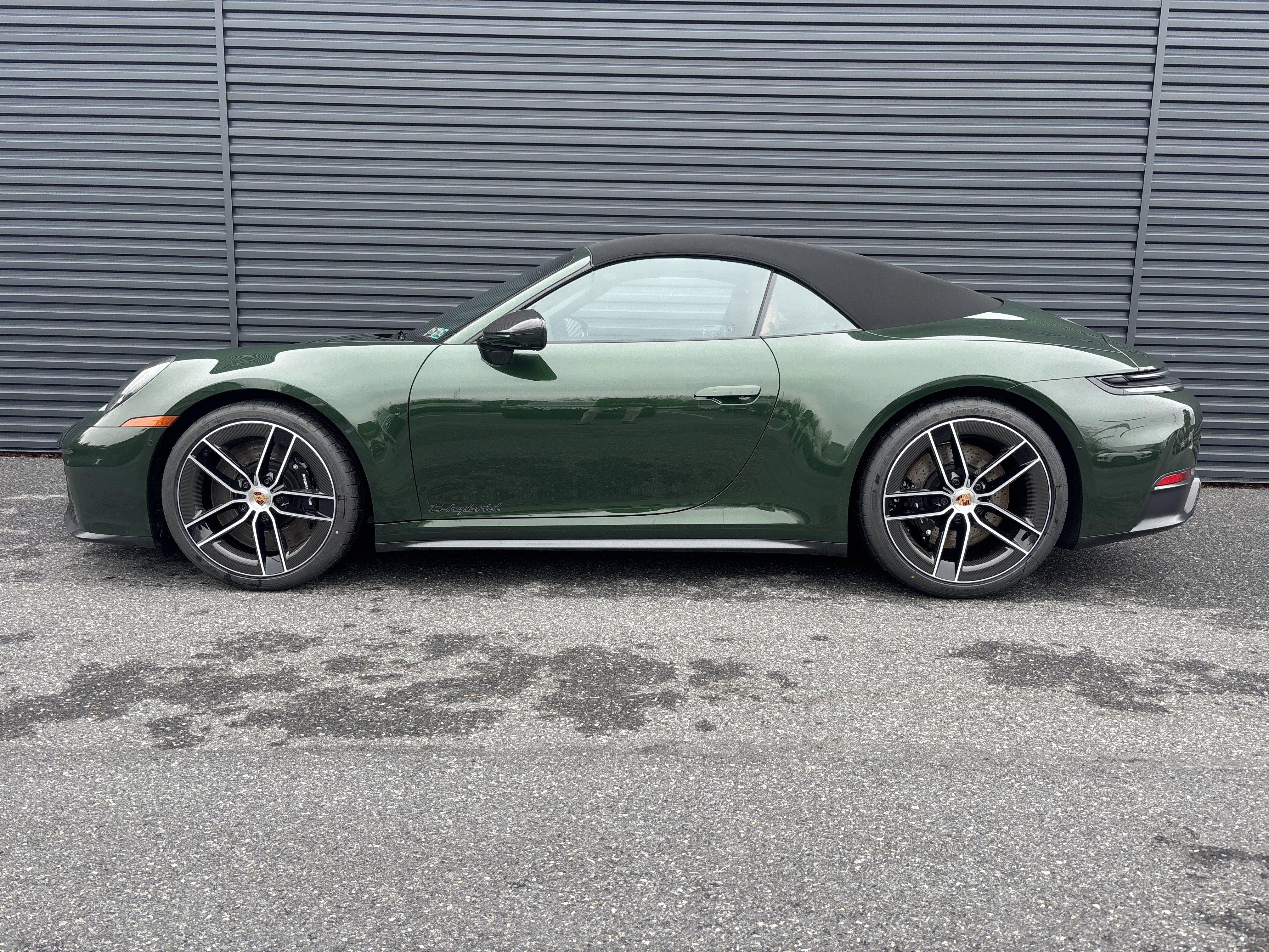 New 2026 Porsche 911 Carrera 4 GTS AWD/4WD image 2