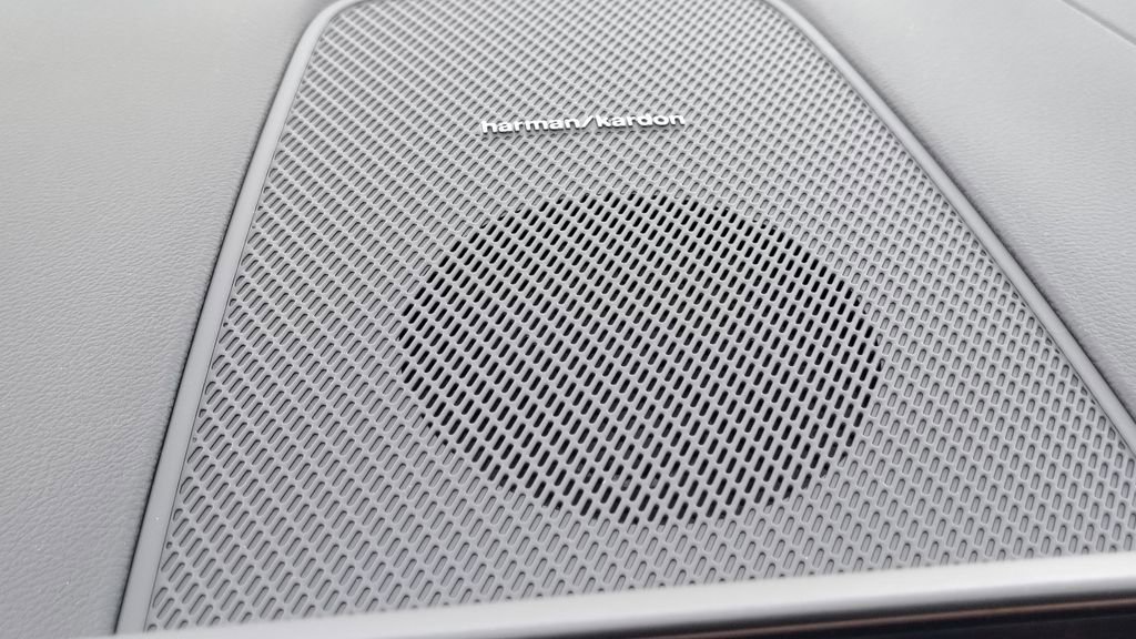 New 2026 Volvo XC60 B5 Ultra w/ Protection Package Premier image 21