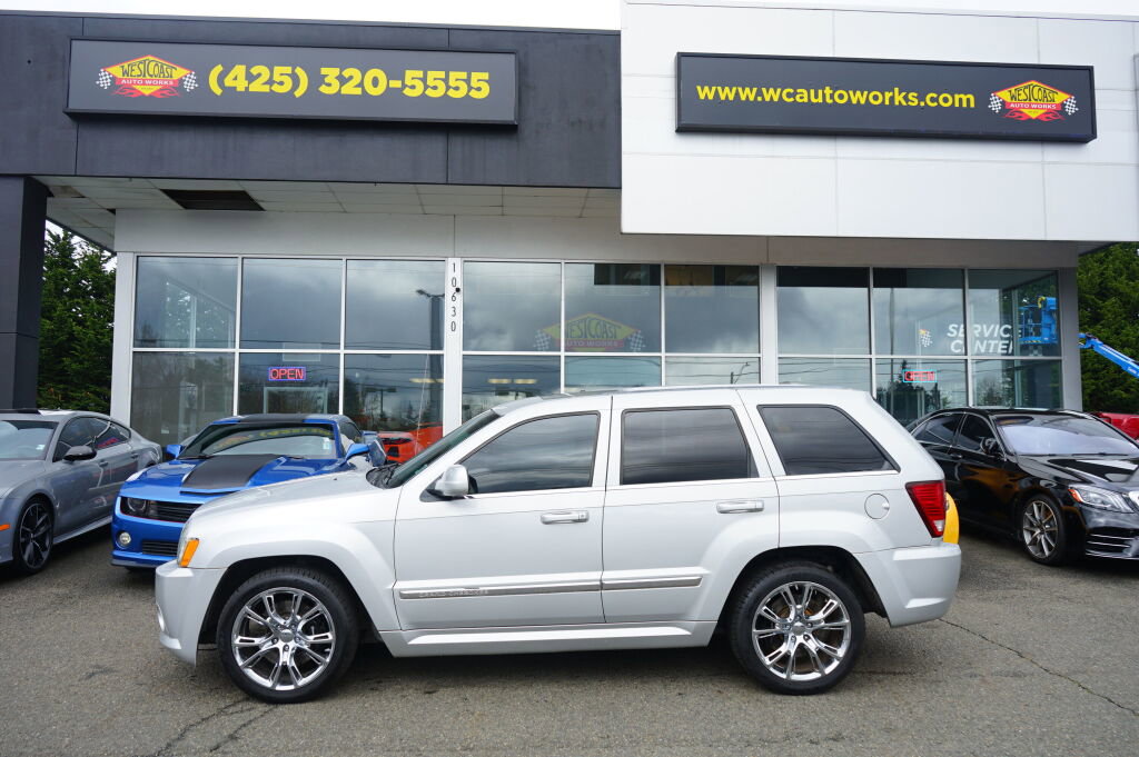 Used 2007 Jeep Grand Cherokee SRT8 w/ SRT Option Group I image 2