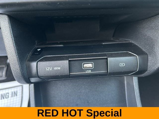 Used 2021 Kia Niro EX Premium w/ Cold Weather Package image 30