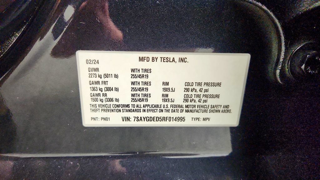 Used 2024 Tesla Model Y Long Range RWD image 24