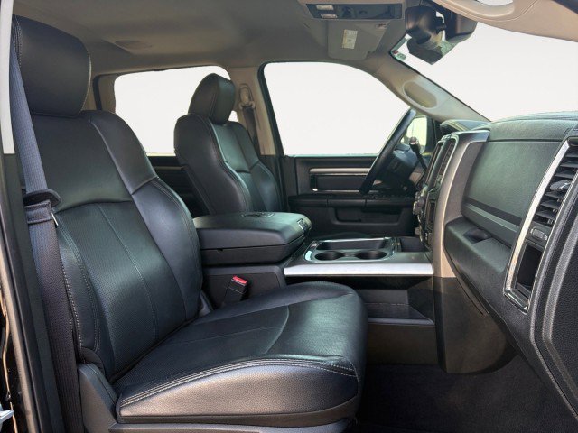 Used 2018 RAM 2500 Laramie w/ Sport Appearance Group AWD/4WD image 10