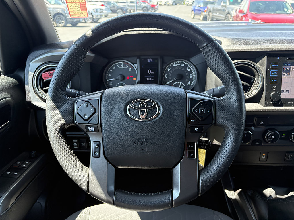 Used 2019 Toyota Tacoma TRD Sport AWD/4WD image 23