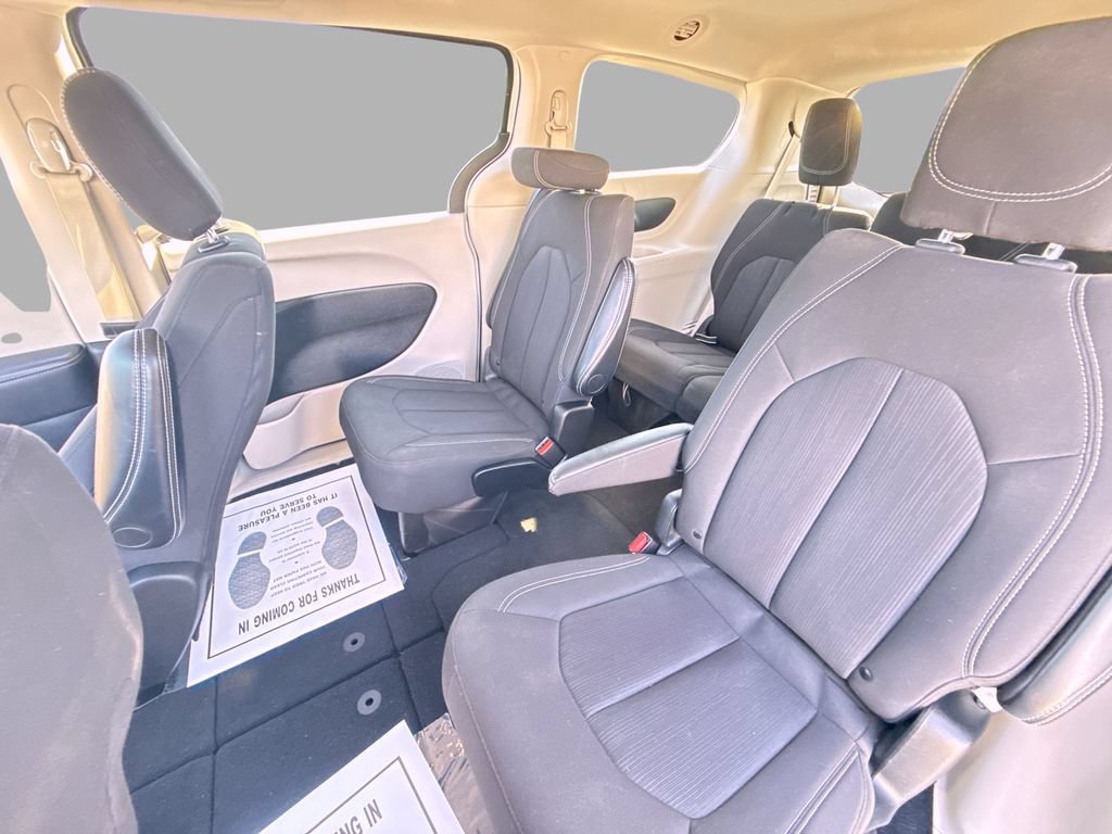 Used 2024 Chrysler Voyager LX FWD image 12