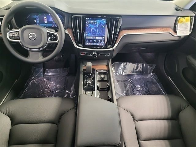 Certified 2026 Volvo V60 B5 Cross Country Plus w/ Protection Package Premier image 8