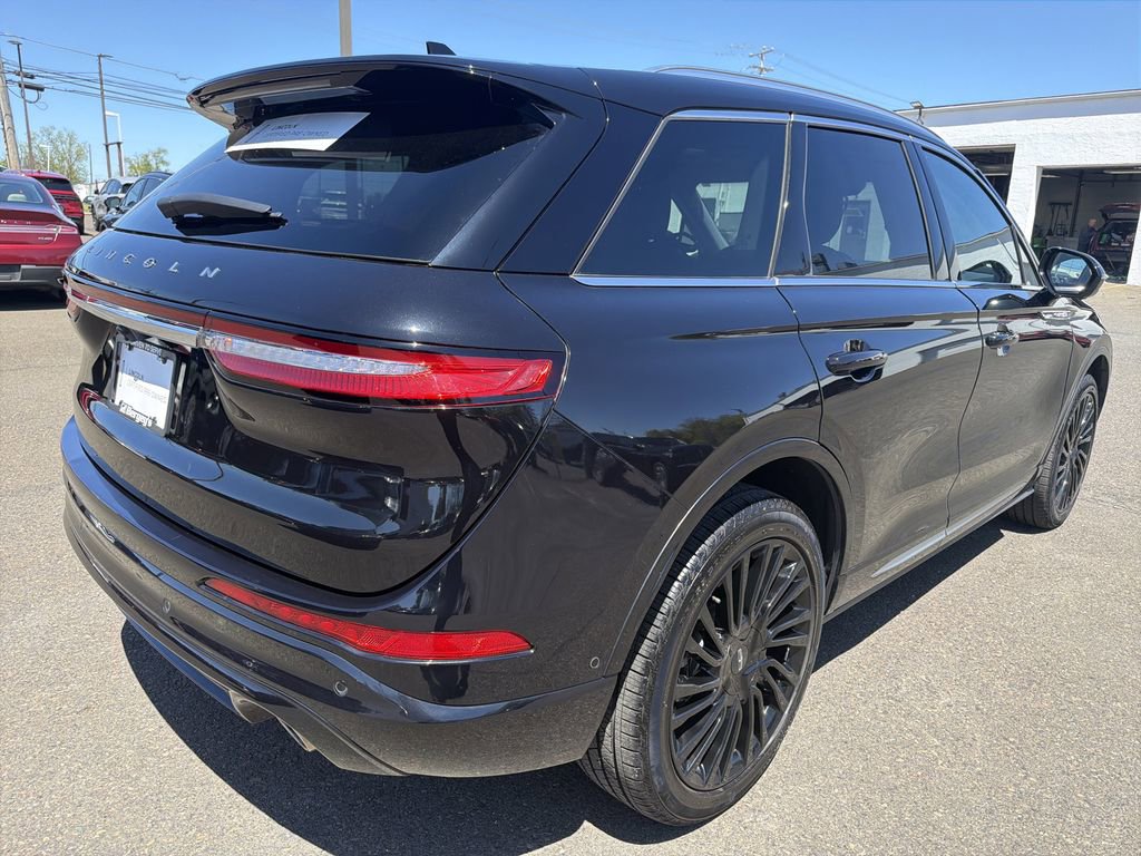 Certified 2022 Lincoln Corsair Reserve w/ Equipment Group 201A AWD/4WD image 5