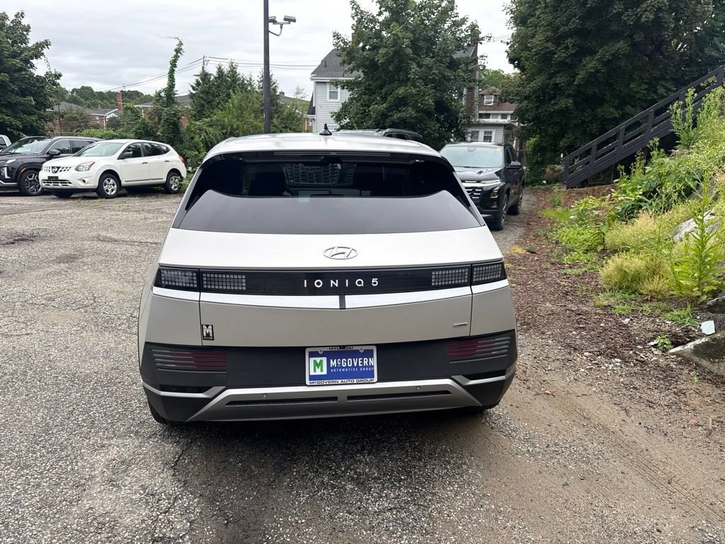 Certified 2023 Hyundai Ioniq 5 SEL w/ Cargo Package AWD/4WD image 5